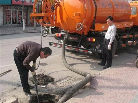 回民清掏化粪池，健康生活从这里开始